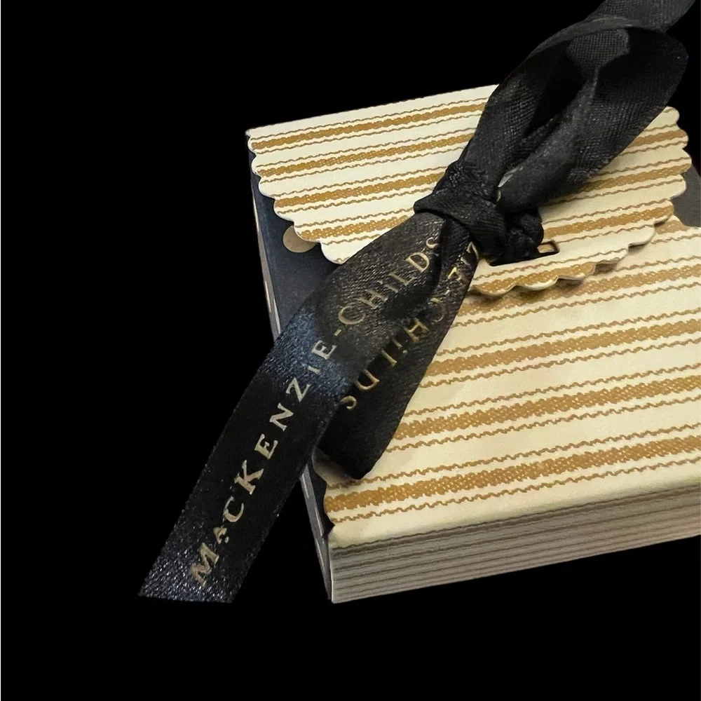 Mackenzie-Childs teapot keyring - Picture 7 of 8